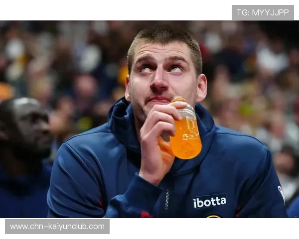 掘金约基奇后仰三分主场改写历史