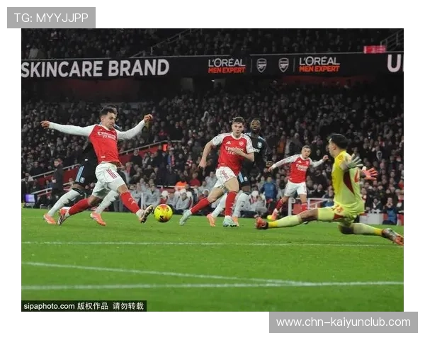 阿森纳加布里埃尔头球补射完成逆转,展现绝对实力! 阿森纳加布里埃尔头球补射完成逆转,展现绝对实力!
